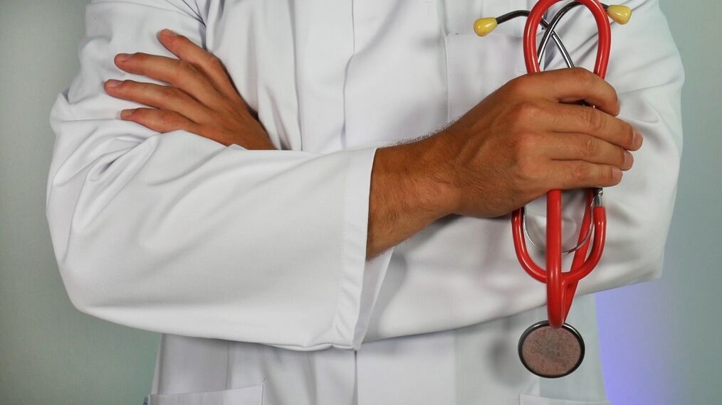 Prostatitisaren sintomak mediku batek zehazten ditu
